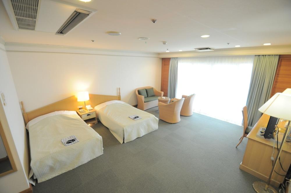 Resort Hotel Bel Paraiso Nakijin Extérieur photo